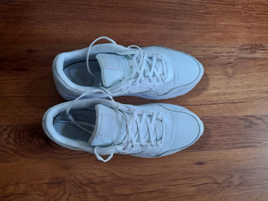 Nike Air max маратонки 40 номер.