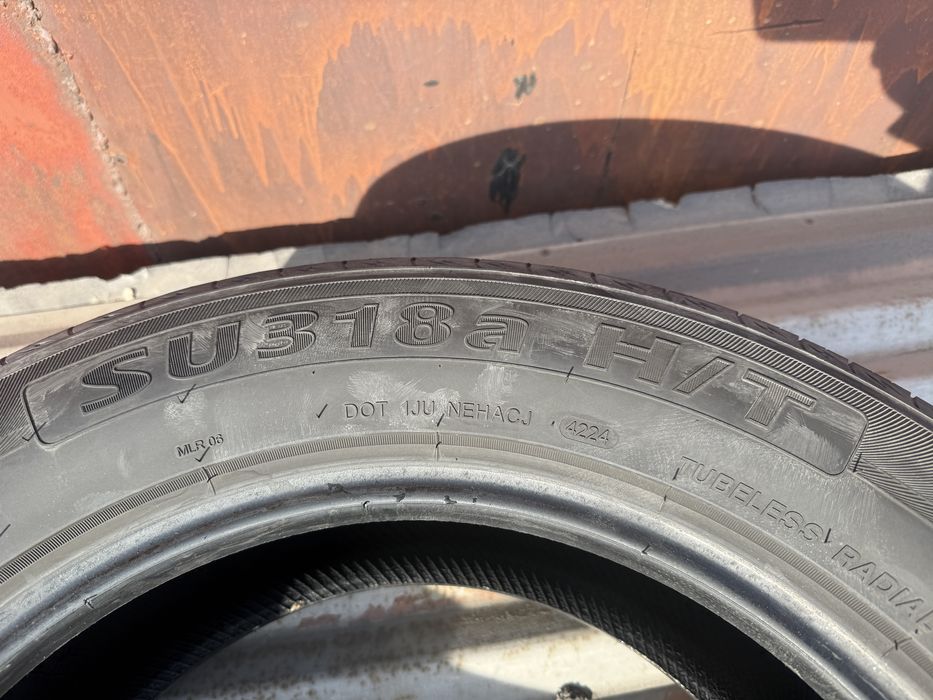 245/60/18 продам комплект резины.