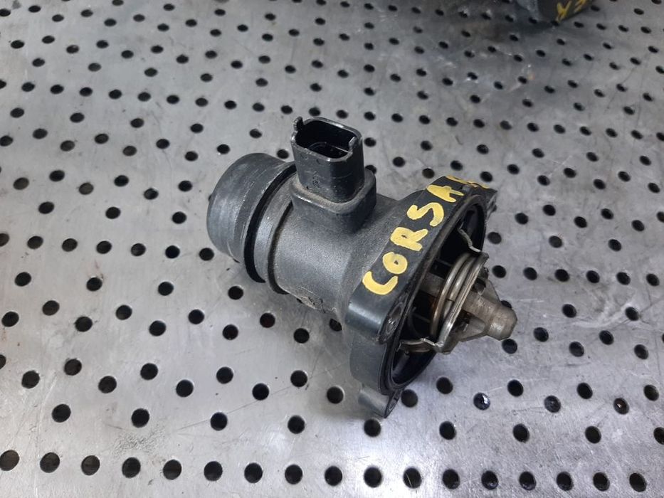 termostat opel  corsa e 1.2b b12xer  55593033  820015589