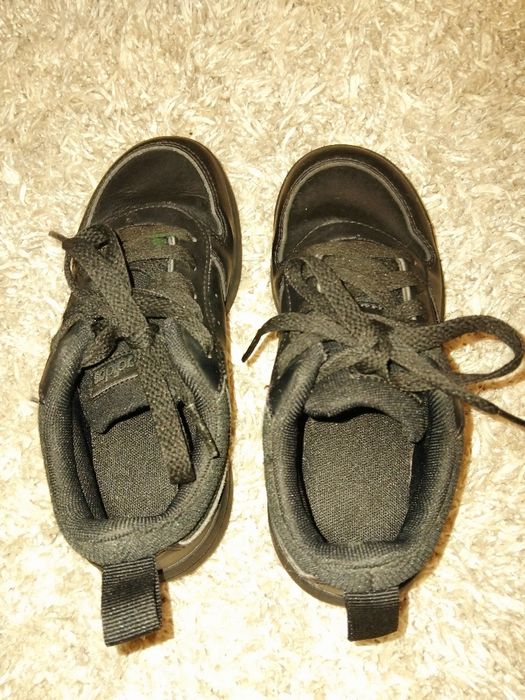 Маратонки ADIDAS в черно 29