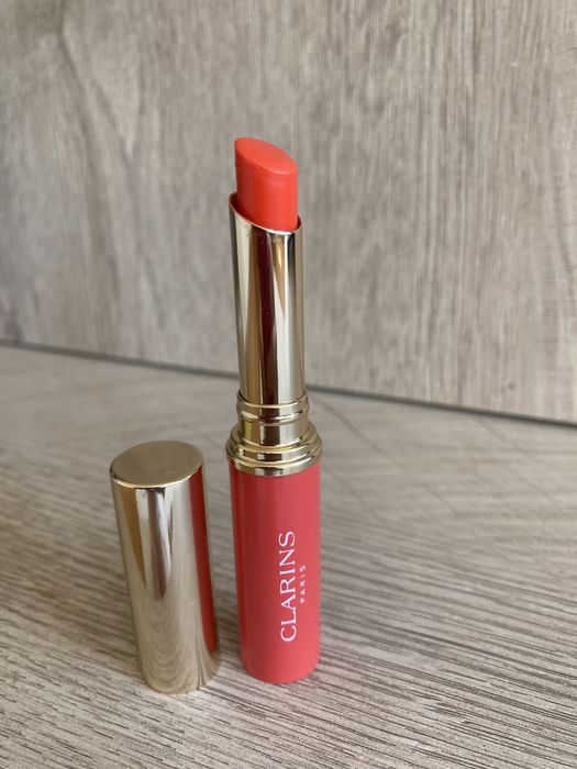 Червило Clarins и парфюм Moroccanoil