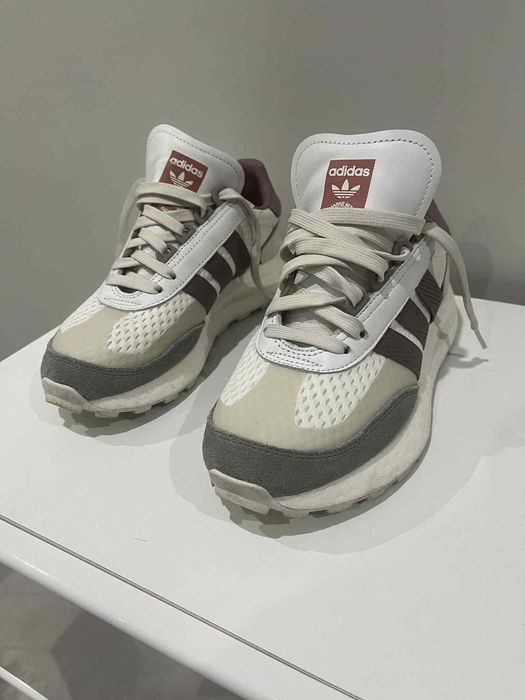 Продавам adidas Retropy E5