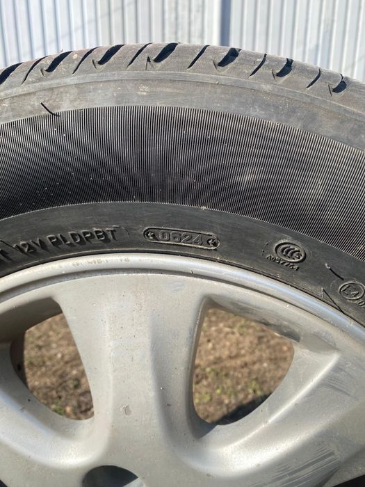 Диски Камри с летней резиной