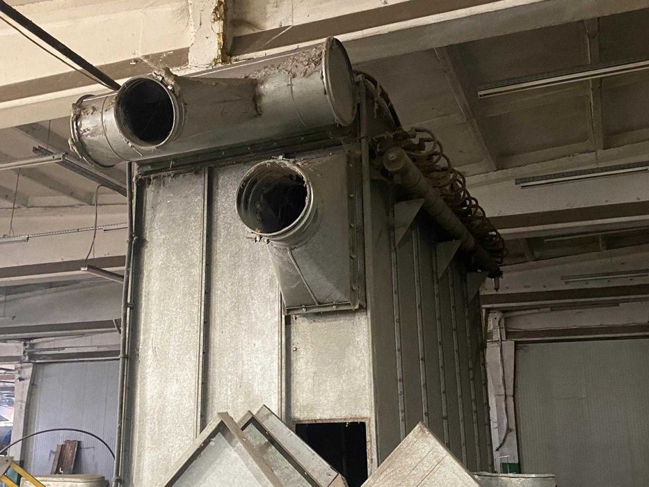 Filtru praf Industrial perfect functional, cu saci si scuturare