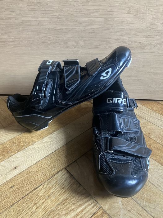 Giro Apekx 43 pantofi cilclism