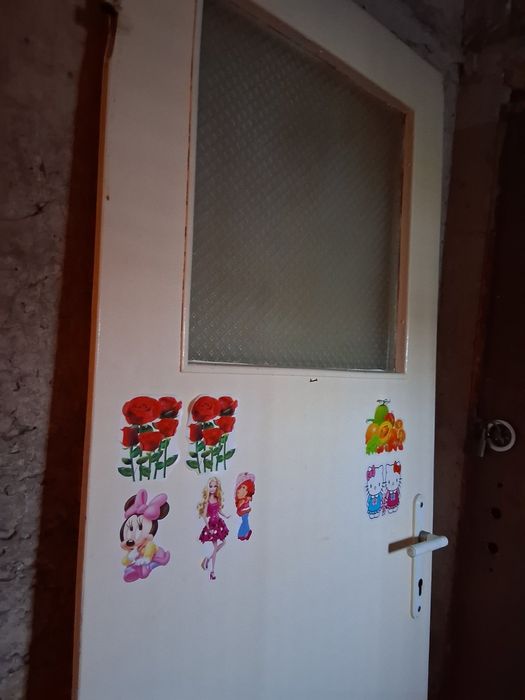 Интериорни врати