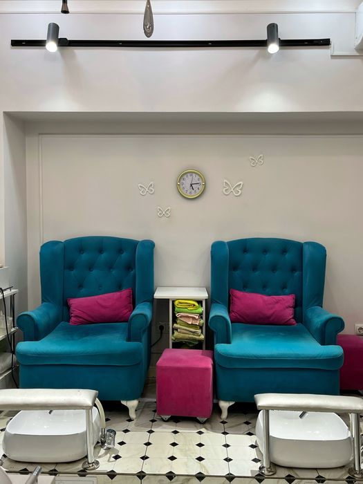 Сдаются места для мастеров в действующем салоне!