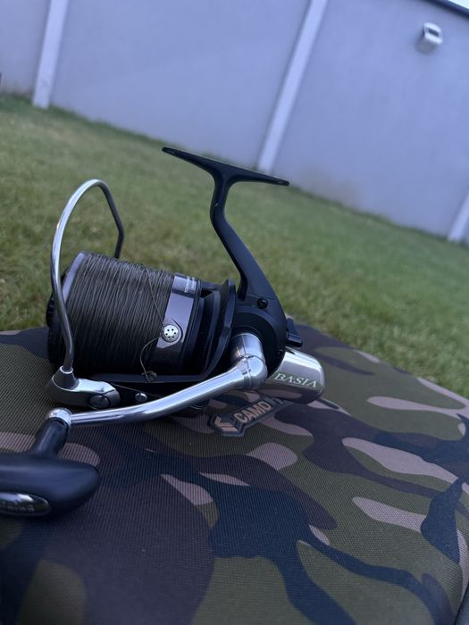Vand 3 mulinete Daiwa Basia QDX Tournament plus 3 tamburi de rezerva  ( cadou 3 huse transport )