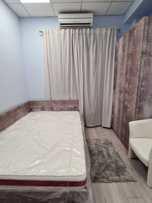 Дава се под наем Двустаен апартамент в София, Център - 45 кв.м за 473.79 € - Снимка #2