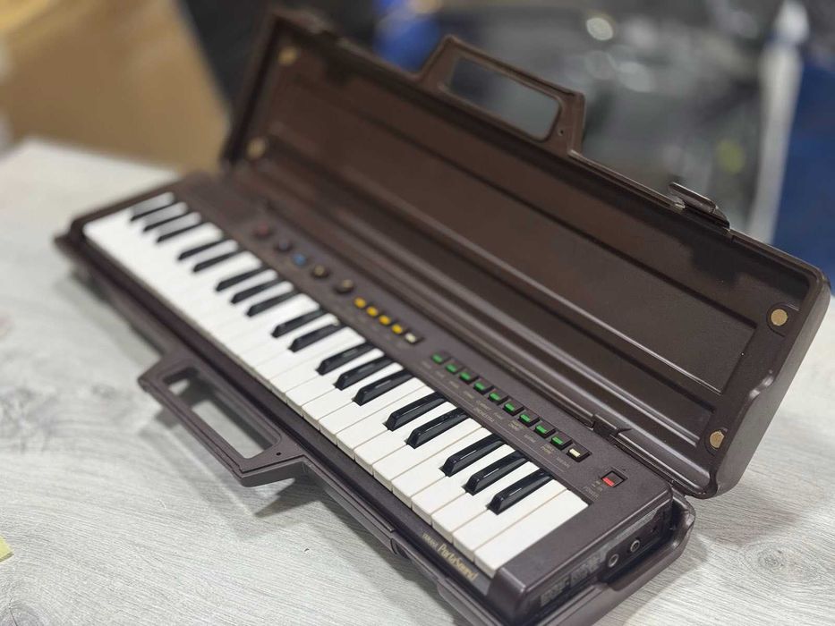 Vintage 80's Yamaha PS-3