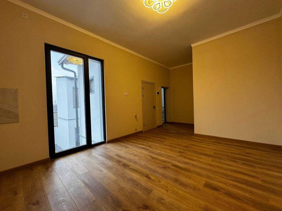 Новые 1 комнатные квартиры на земле. 35м2. Евроремонт. М. Ашрафи