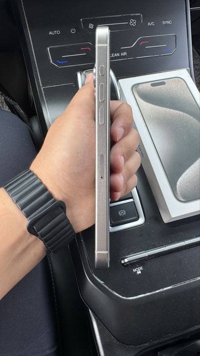iPhone 15 Pro Max