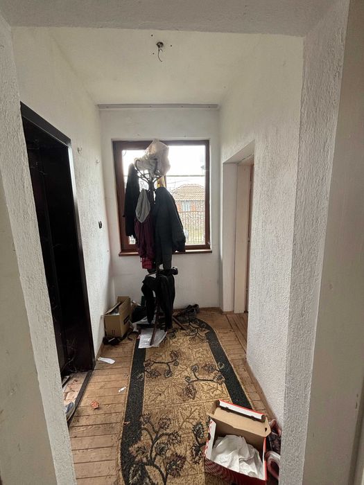 КЪЩА с ГОЛЯМ ДВОР в с. Васил Левски