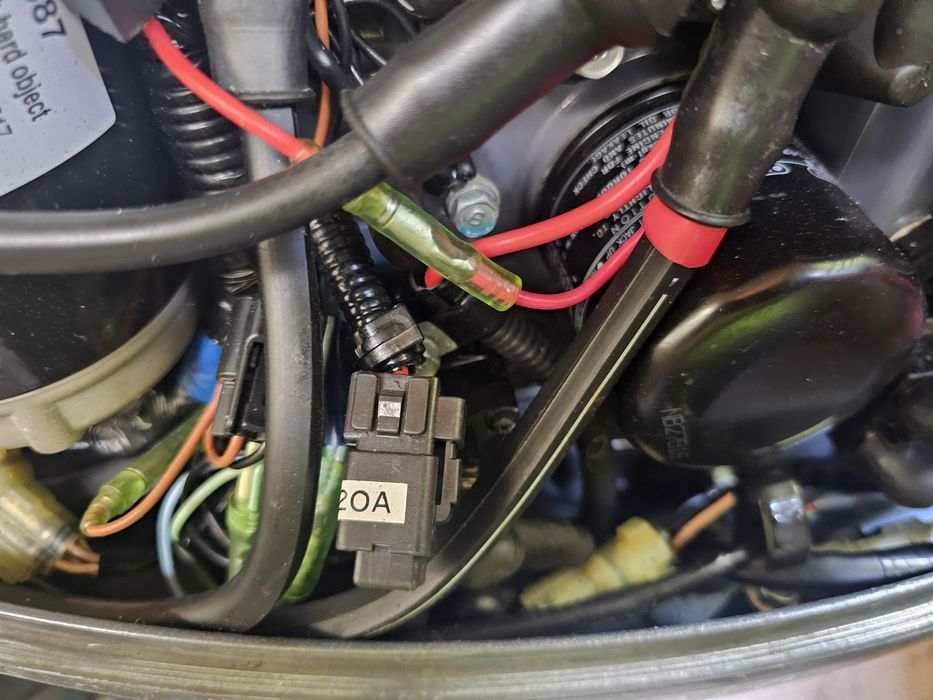 Yamaha 40hp   четиритактова извън бордов двигател