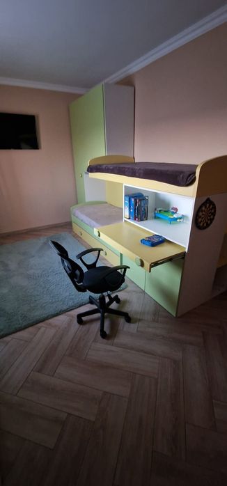 Pat supraetajat cu somiera