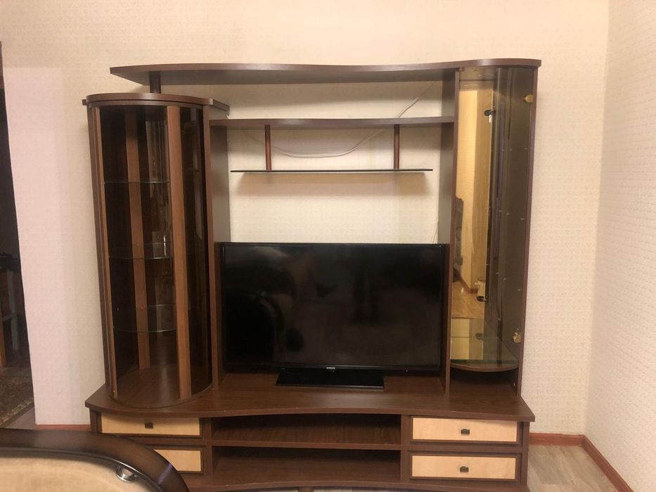 Мебель горка в гостинную