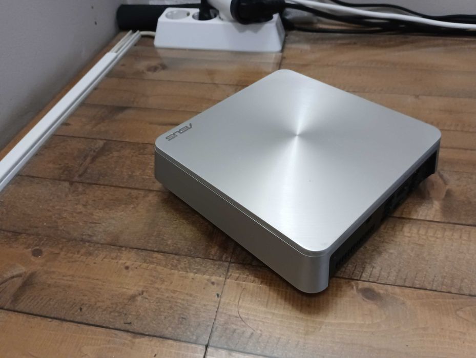 Настолен компютър Asus ViviPC WM42