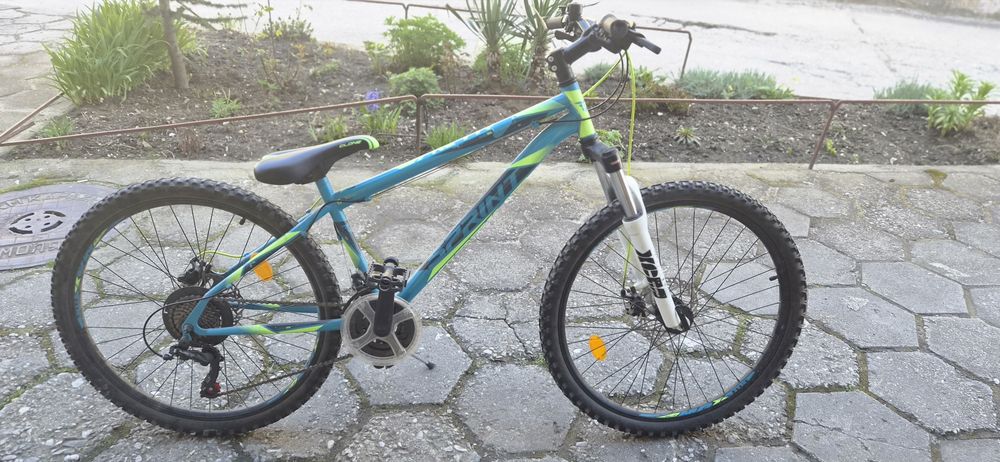 Колело 26 цола подходящо за момче или момиче