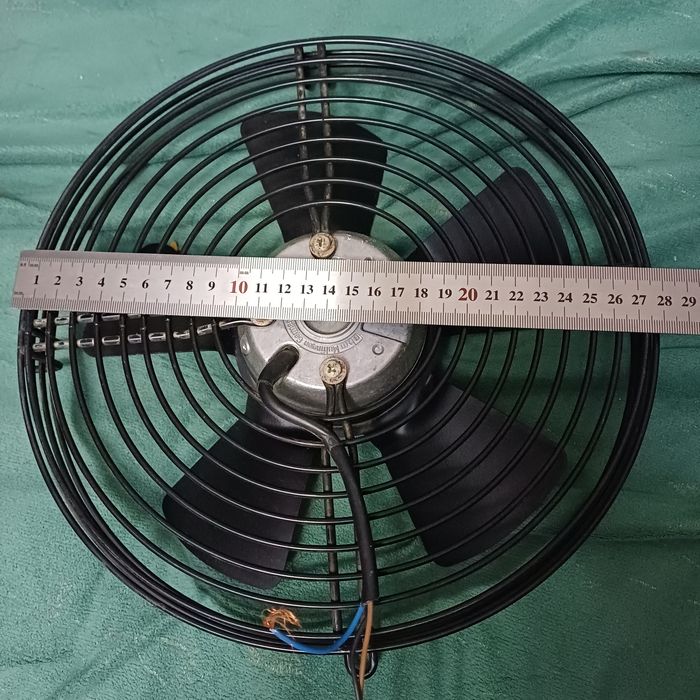 Продаютя вентиляторы от испарителя. 4шт