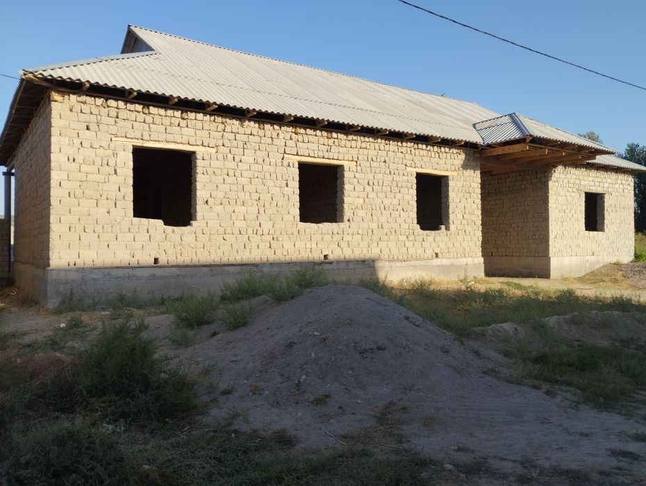 10 хонали уй сотилади