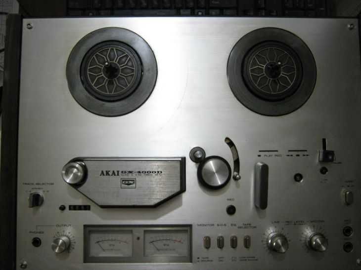 Магнитофон Akai GX-4000D