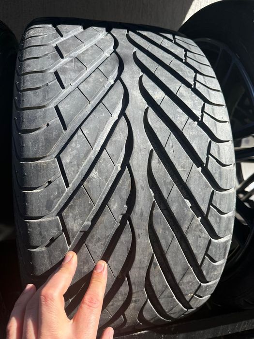 285/35/19 Bridgestone Potenza