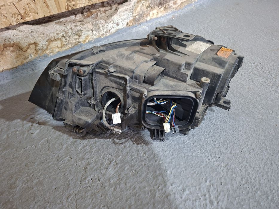 Far dreapta Audi A4 b8 xenon d3s