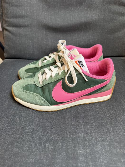 Маратонки nike 36 размер