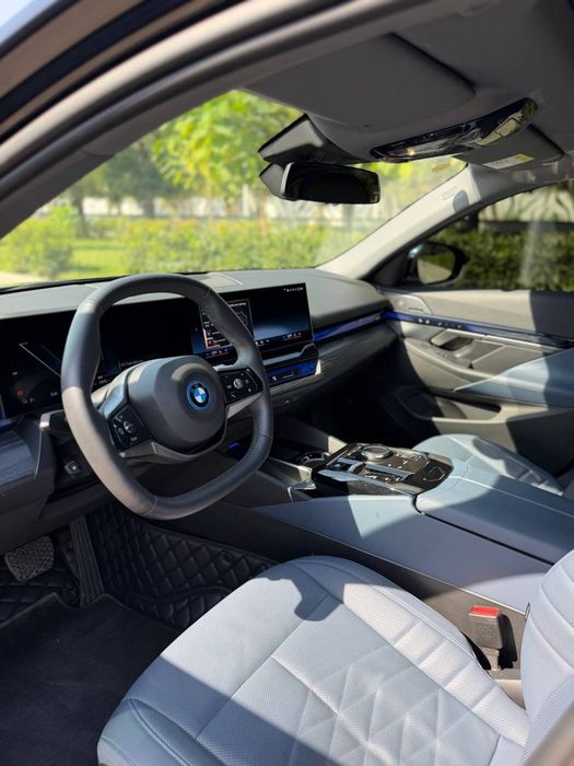 Bmw i5 naqd ga va savdo nasiya godovoy 20 % nomizga o’tkaziladi.