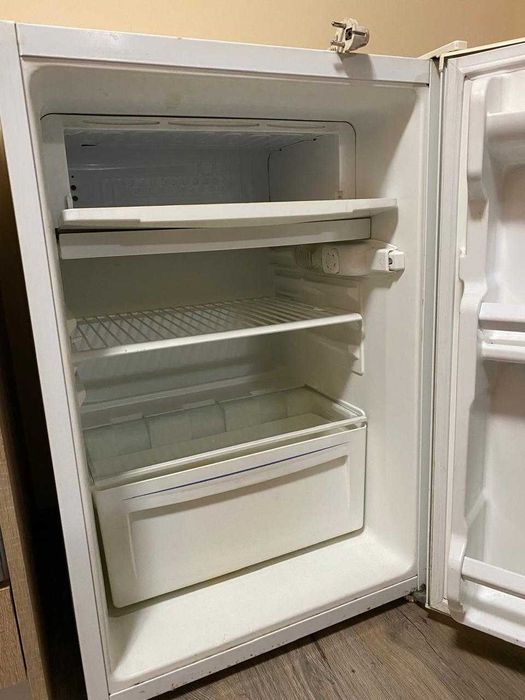 хладилник Alaska