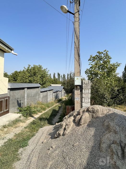 Parkentda 6-sotix dacha sotiladi, Shaxardan 20 km, dacumenti tayyor