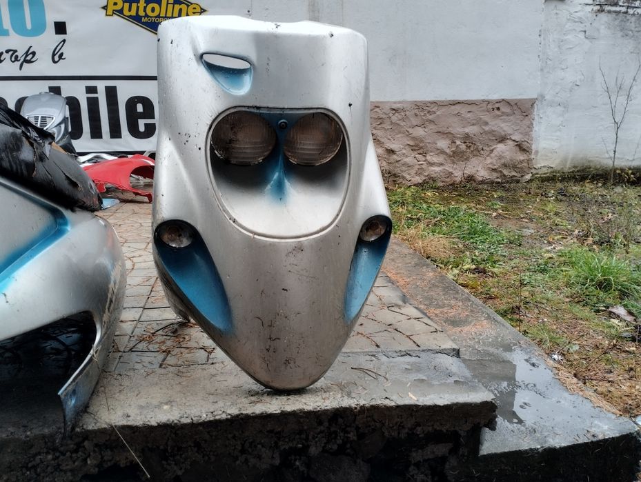 Malaguti f10 f12 f15 Спойлери и пластмаси