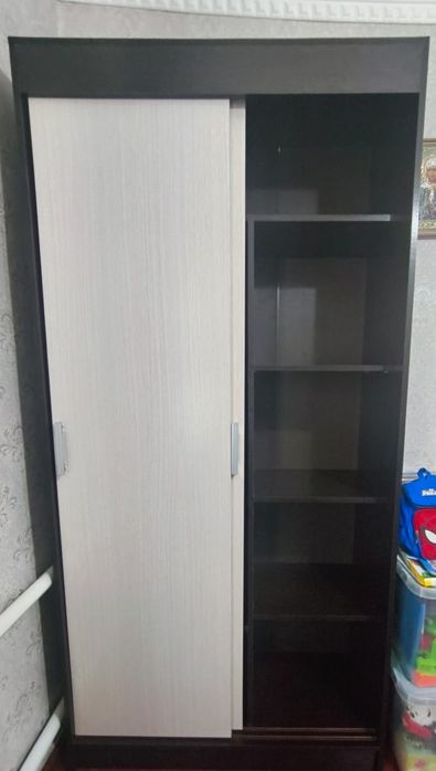 Шкаф-купе в отличном состоянии