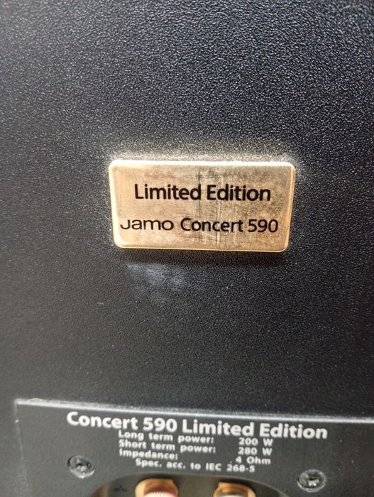 Тонколони JAMO Concert D-590
