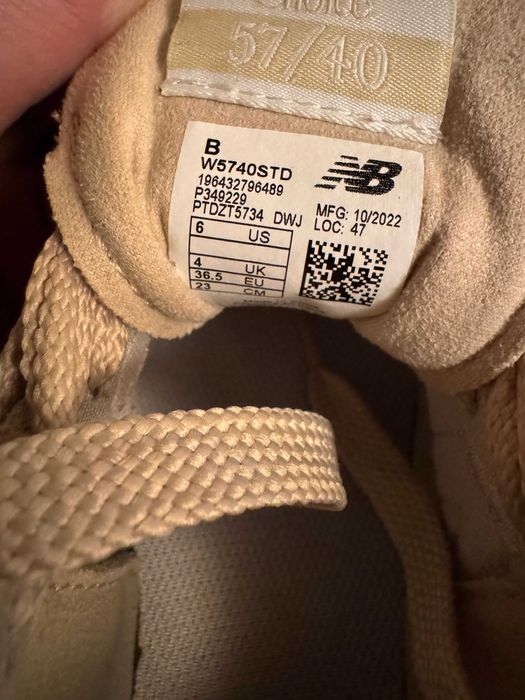 Adidasi dama New Balance 5740