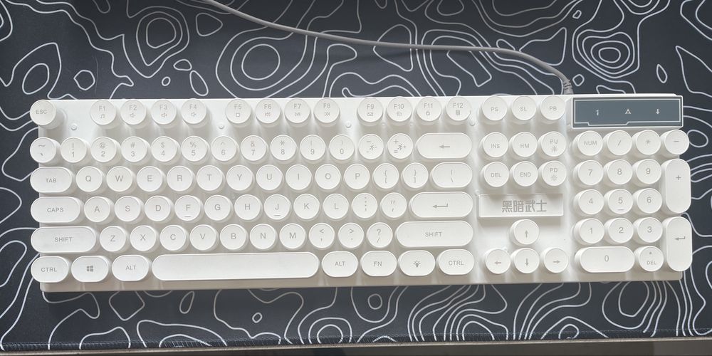 Продаю игровую механическую клавиатуру