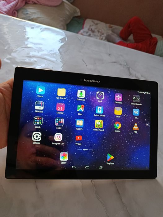 Планшет фирмы Lenovo