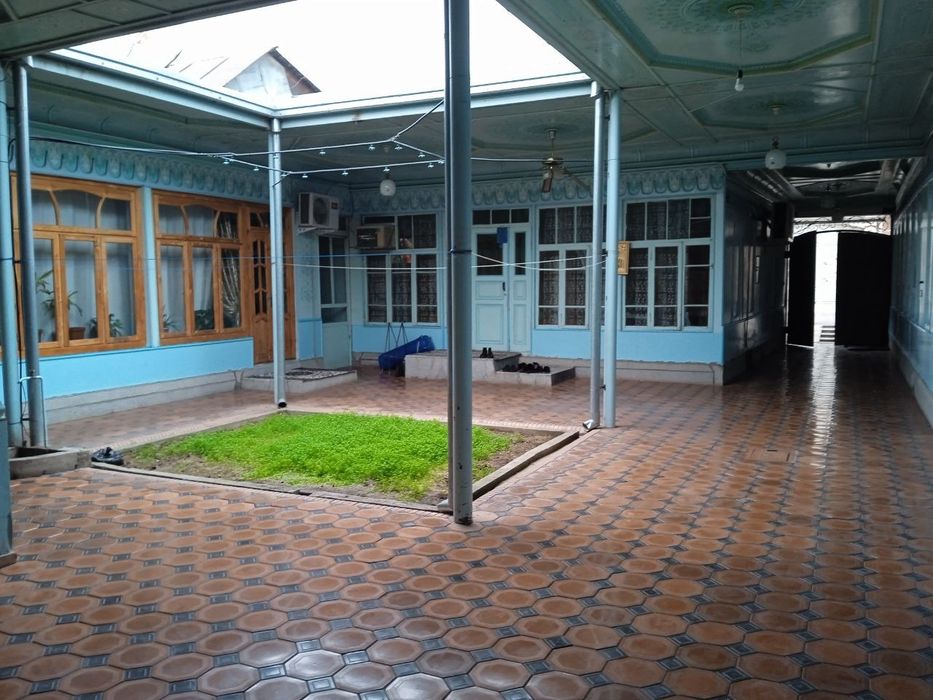 Uy sotiladi Mirobod tumani Oq Uy Mahallasi