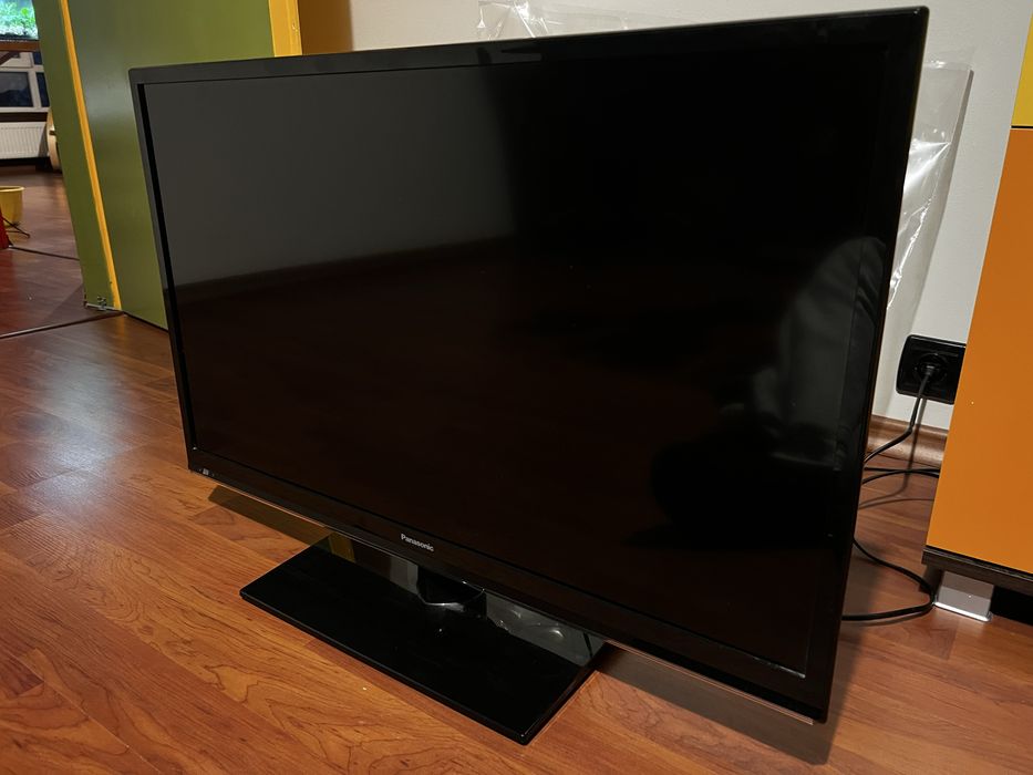 Panasonic 32inch LCD TV