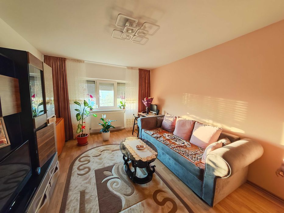 Apartament 2 camere decomandat