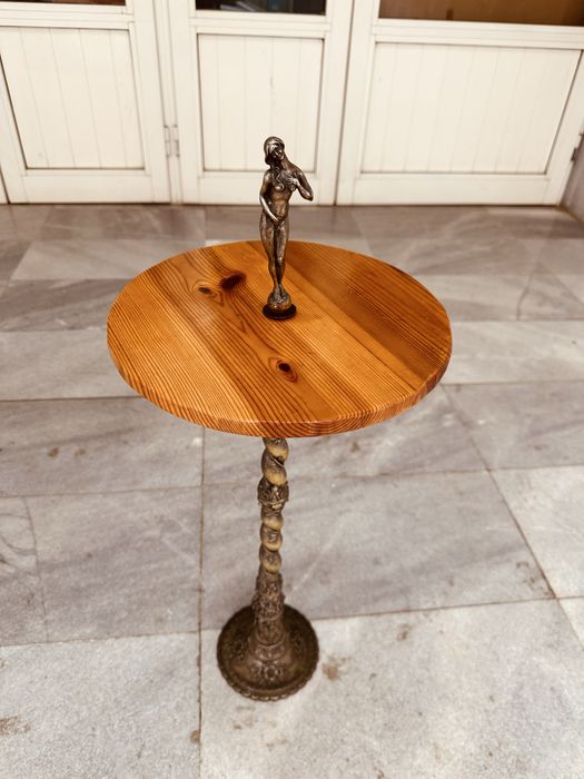 Италиански бронзови помощни масички / педестали – масивно дърво (чифт)