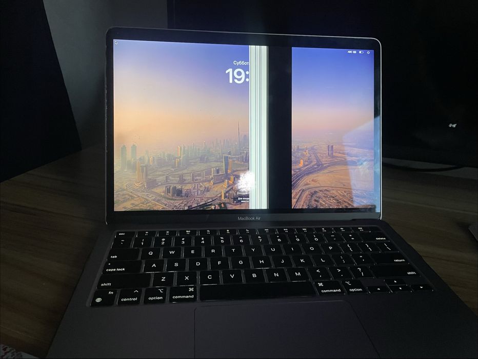 Macbook Air 13 A 2337 Model