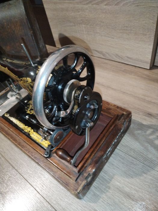 Шевна машина сингер