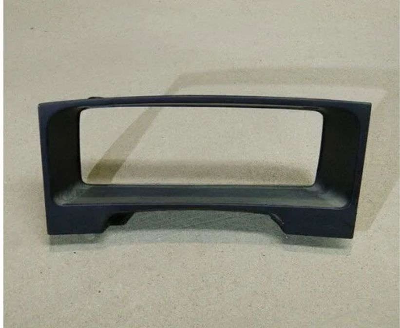 Ободок щетка приборов пасат б3