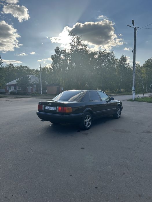 Продам  Audi 100 C4 2.6