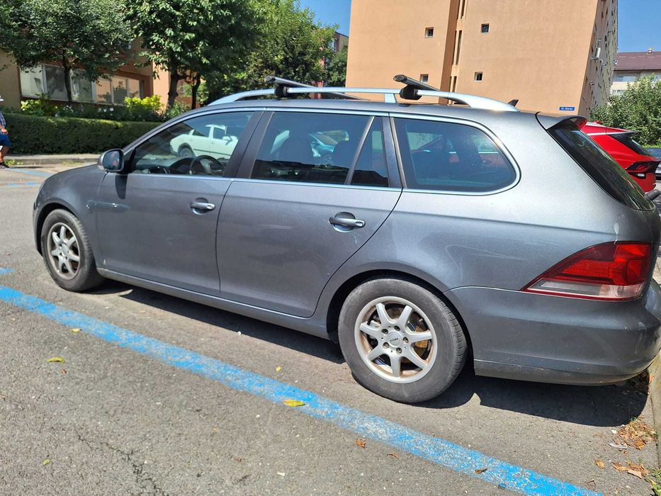 Vând VW Golf Break, an 2010, motor 1.6 diesel, cutie automată DSG
