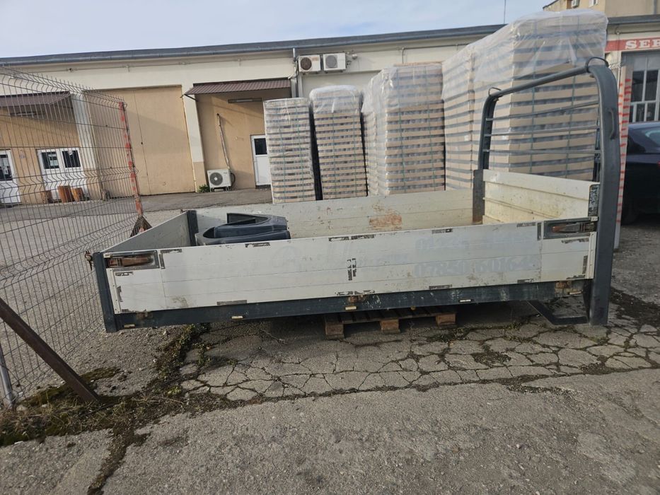 Bena basculabila Iveco Daily