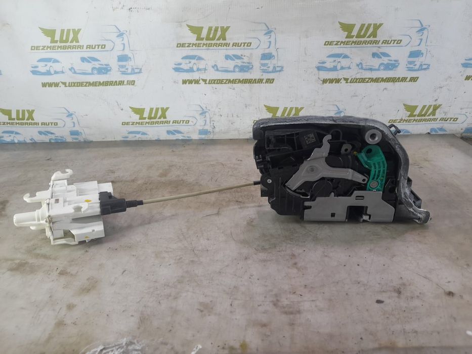 Broasca inchidere usa dreapta soft close 7477704 BMW Seria 7 G11/G12