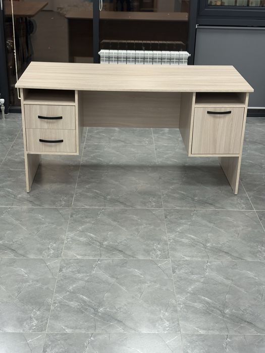 Стол офисный, рабочий