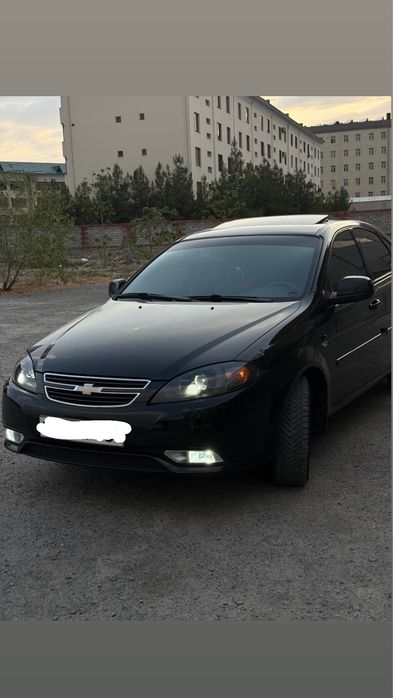 Продается черный Chevrolet jentra